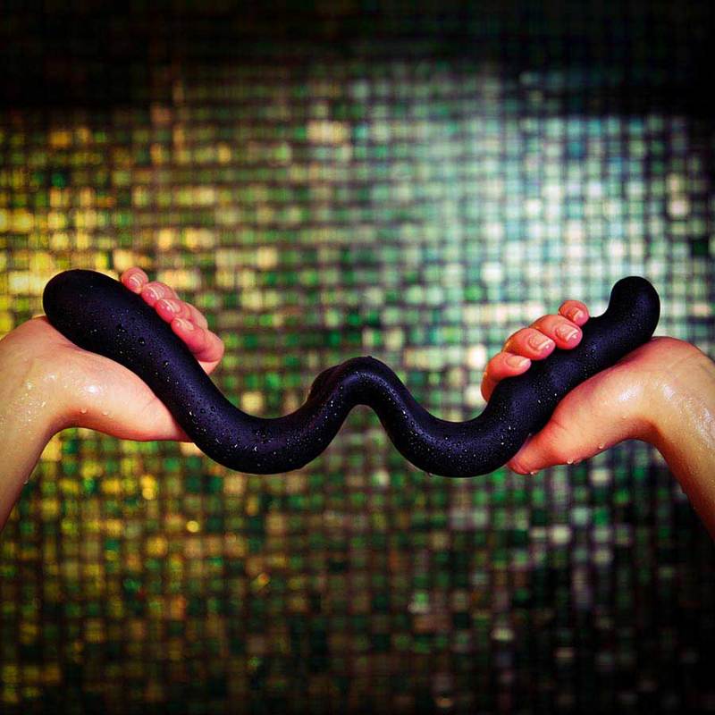 Fun Factory Dildo NEW WAVE (juodas) Fun Factory Dildo NEW WAVE (juodas)